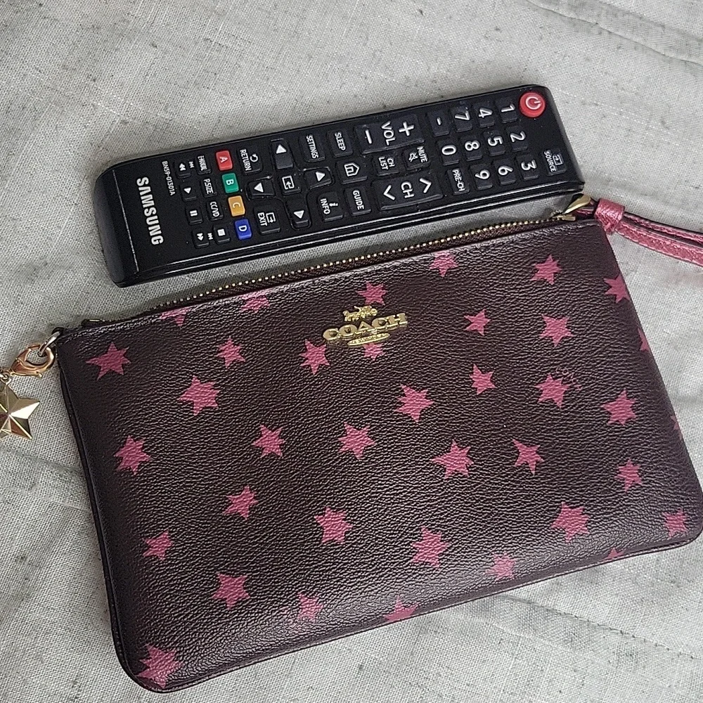 Coach Pink Star Pattern Wristlet - Picture 9 of 9